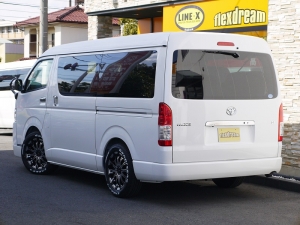 ハイエースワゴン4型新車４ＷＤ　６AT　