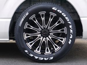 ハイエースワゴン4型新車４ＷＤ　６AT　