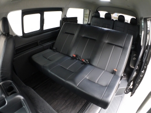 ハイエースワゴン4型新車４ＷＤ　６AT　