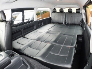ハイエースワゴン4型新車４ＷＤ　６AT　