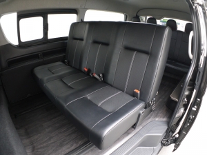 ハイエースワゴン4型新車４ＷＤ　６AT　
