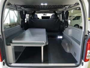 ベルギー製 ハイエース モデリスタベットキット | southbayplanning.com