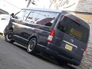 ハイエースバンワイドバン　４ＷＤ　