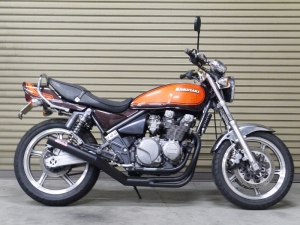 バイクZEPHYR400