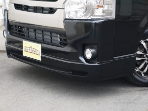 ハイエースバン4型新車　３０００ディーゼルターボ４ＷＤ　ダークプライム
