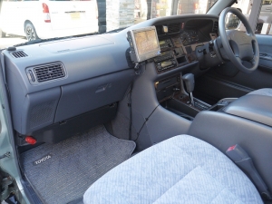 ハイエース100系ディーゼルターボ４ＷＤ