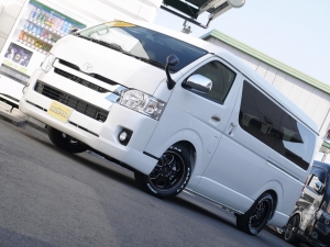 ハイエースワゴン4型新車４ＷＤ　６AT　