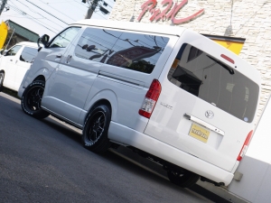 ハイエースワゴン4型新車４ＷＤ　６AT　