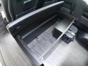 ハイエースワゴン4型新車４ＷＤ　６AT　