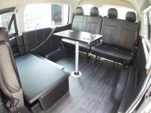 ハイエースワゴン4型新車４ＷＤ　６AT　