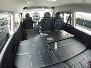 ハイエースワゴン4型新車４ＷＤ　６AT　