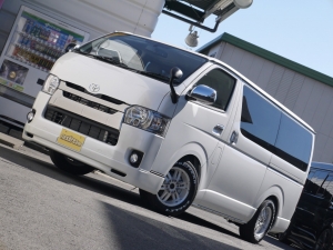 ハイエースバン4型新車　ダークプライム