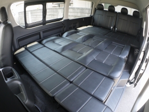 ハイエースワゴン4型新車４ＷＤ　６AT　