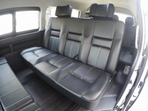 ハイエースワゴン4型新車４ＷＤ　６AT　