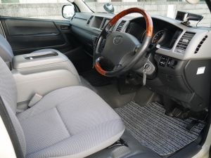 ハイエースワゴンＤＸ　４ＷＤ