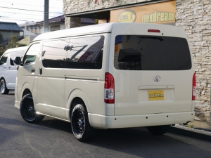 ハイエースワゴンＤＸ　４ＷＤ