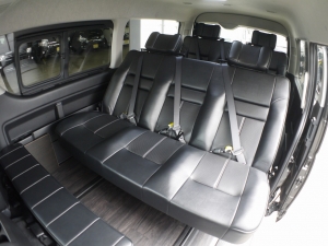 ハイエースワゴン4型新車　10人乗６AT　４ＷＤ