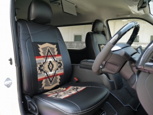 ハイエースワゴン4型新車　10人乗６AT　４ＷＤ