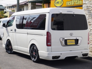 ハイエースバンワイドバン　４ＷＤ