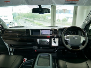 ハイエースワゴン4型新車４ＷＤ　６AT　