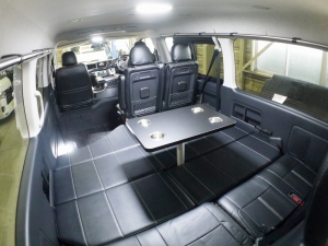 ハイエースワゴン4型新車４ＷＤ　６AT　