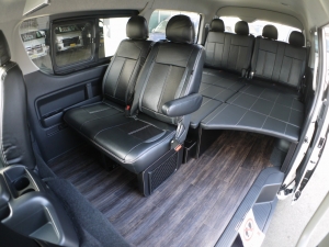 ハイエースワゴン4型新車４ＷＤ　６AT　