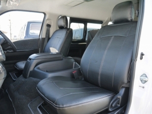 ハイエースワゴン4型新車　10人乗６AT　４ＷＤ