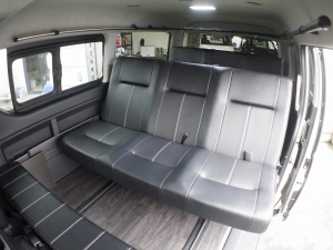 ハイエースワゴン4型新車　10人乗６AT　４ＷＤ