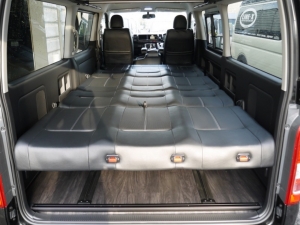 ハイエースワゴン4型新車　10人乗６AT　４ＷＤ