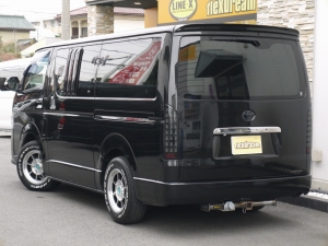 ハイエースバン３型　４ＷＤ　ベットキット
