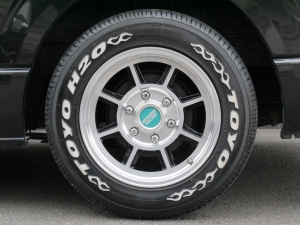 ハイエースバン３型　４ＷＤ　ベットキット
