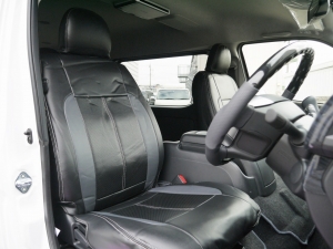 ハイエースワゴン4型新車４ＷＤ　６AT　