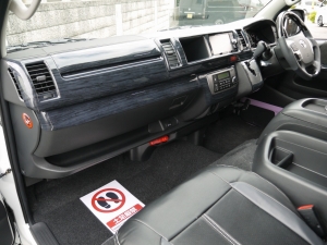 ハイエースワゴン4型新車４ＷＤ　６AT　