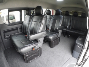 ハイエースワゴン4型新車４ＷＤ　６AT　