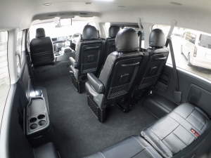 ハイエースワゴン4型新車４ＷＤ　６AT　