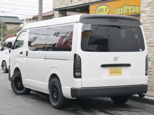 ハイエースワゴン4型新車４ＷＤ　６AT　
