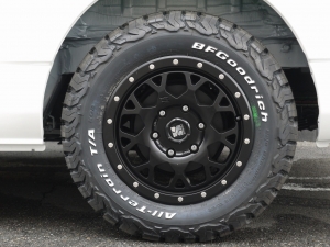 ハイエースワゴン4型新車４ＷＤ　６AT　