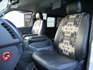 ハイエースワゴン4型新車４ＷＤ　６AT　