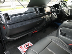 ハイエースワゴン4型新車４ＷＤ　６AT　