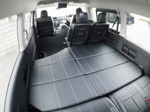 ハイエースワゴン4型新車４ＷＤ　６AT　