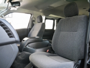 ハイエースワゴン4型新車４ＷＤ　６AT　