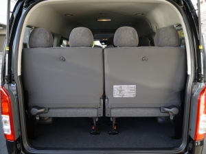 ハイエースワゴン4型新車４ＷＤ　６AT　
