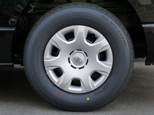 ハイエースワゴン4型新車４ＷＤ　６AT　