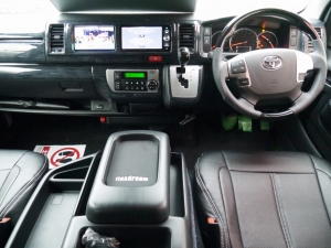 ハイエースワゴン4型新車４ＷＤ　６AT　
