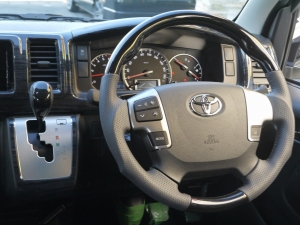ハイエースワゴン4型新車４ＷＤ　６AT　