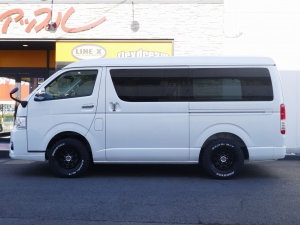ハイエースワゴン4型新車４ＷＤ　６AT　