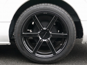 ハイエースワゴン新型　６ＡＴ　