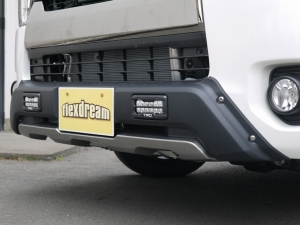 ハイエースバン4型新車　２８００ディーゼルターボ４ＷＤ　ダークプライム