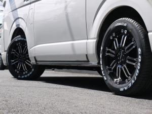 ハイエースバン４ＷＤ　ワイドバン