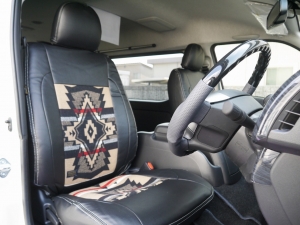 ハイエースワゴン4型新車　10人乗６AT　４ＷＤ